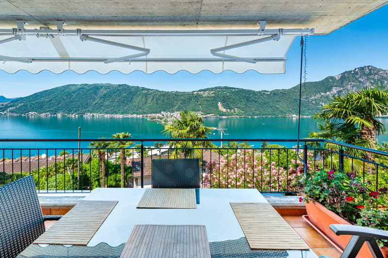 Casa moderna con bellissima vista lago (3)