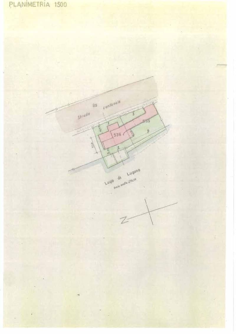 Villa sul lago con darsena privata (11)
