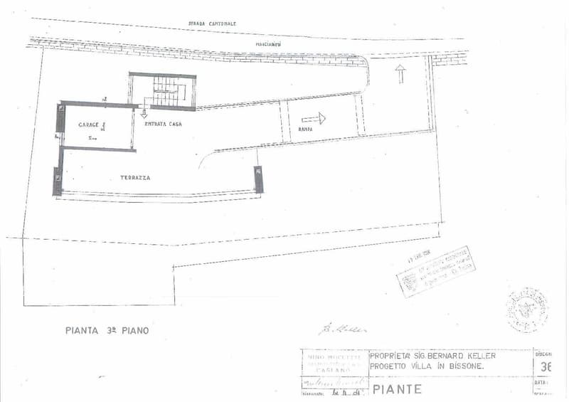 Villa sul lago con darsena privata (12)