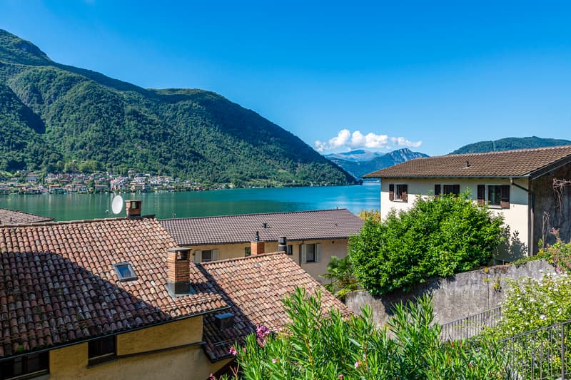 Caratteristico appartamento mansardato con vista lago (3)