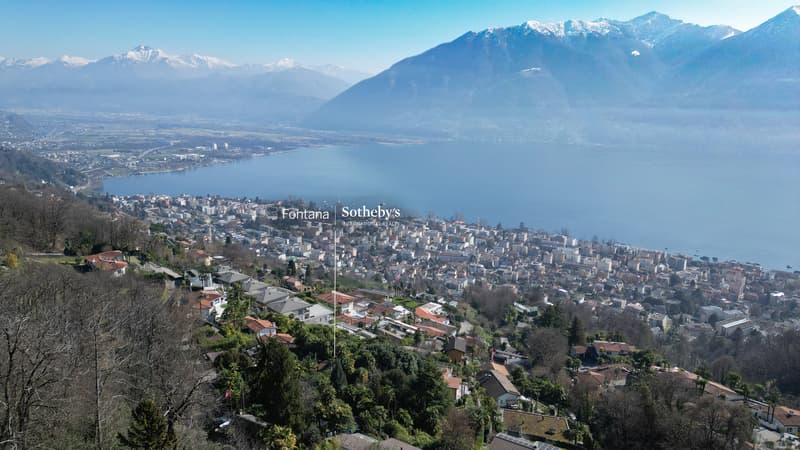 Terreno in zona tranquilla con vista lago (1)