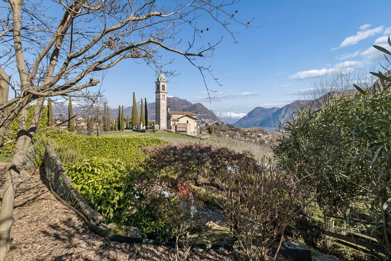 Affascinante casa di nucleo con giardino e incantevole vista lago (12)