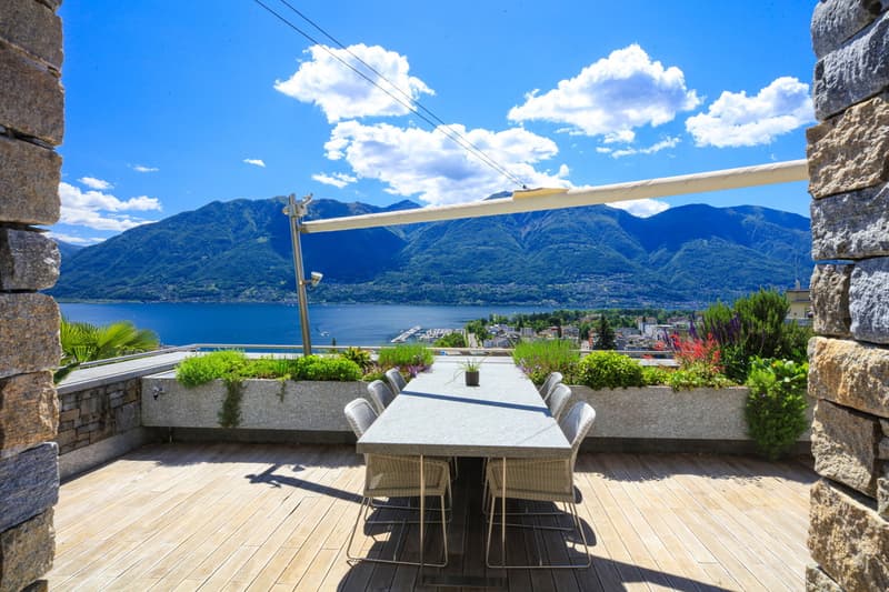 Appartamento di alto standing affacciato sul Lago Maggiore (4)