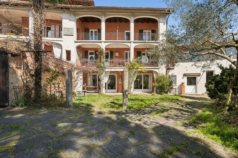 Caratteristica casa Ticinese immersa nel verde dell'Alto Malcantone (12)