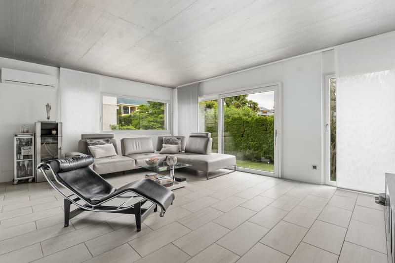 Moderna elegante villa in posizione centrale ad Ascona (1)