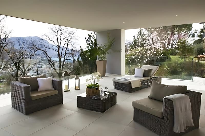 Elegante appartamento con ampia terrazza panoramica in residenza esclusiva (11)