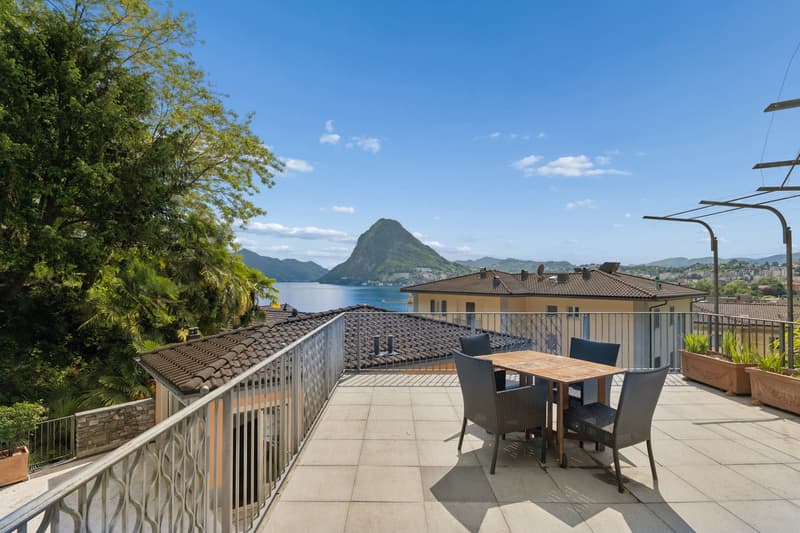 Residenza Diana: Elegante attico con giardino, piscina e vista lago (4)