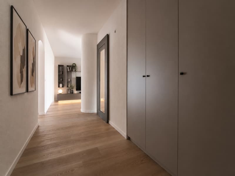 Esclusivo 3.5 locali Breganzona Ristrutturato con finiture di pregio (6)