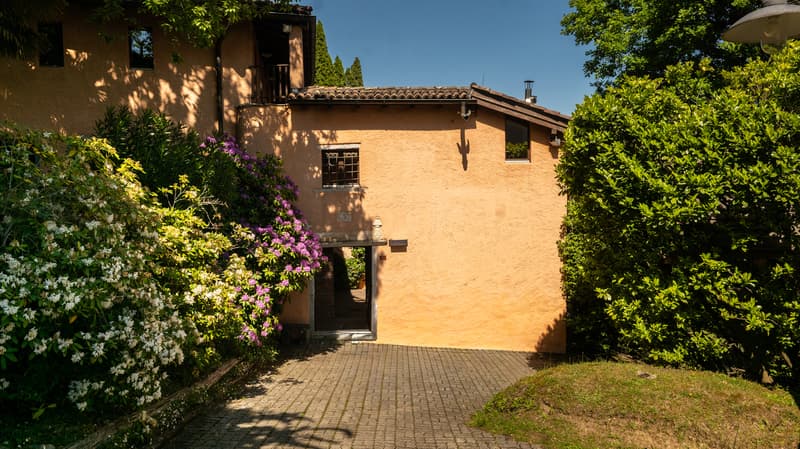 Casa Barnino: casale storico tra le colline di Lugano (4)