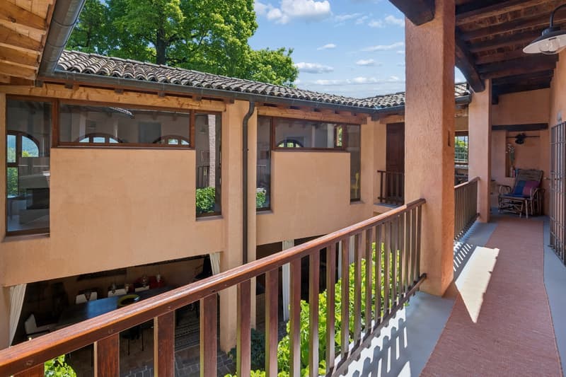 Casa Barnino: casale storico tra le colline di Lugano (10)