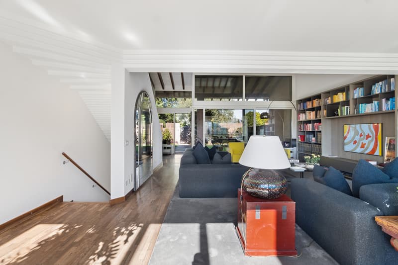 Maisonette su tre livelli e giardino in contesto esclusivo (5)