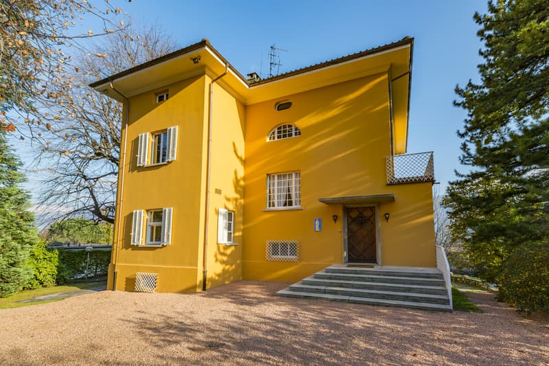 Villa storica con parco privato alle porte di Lugano (4)