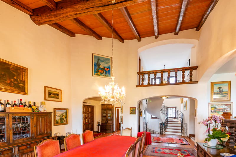 Villa Capriccio | Elegante proprietà immersa nel verde (6)