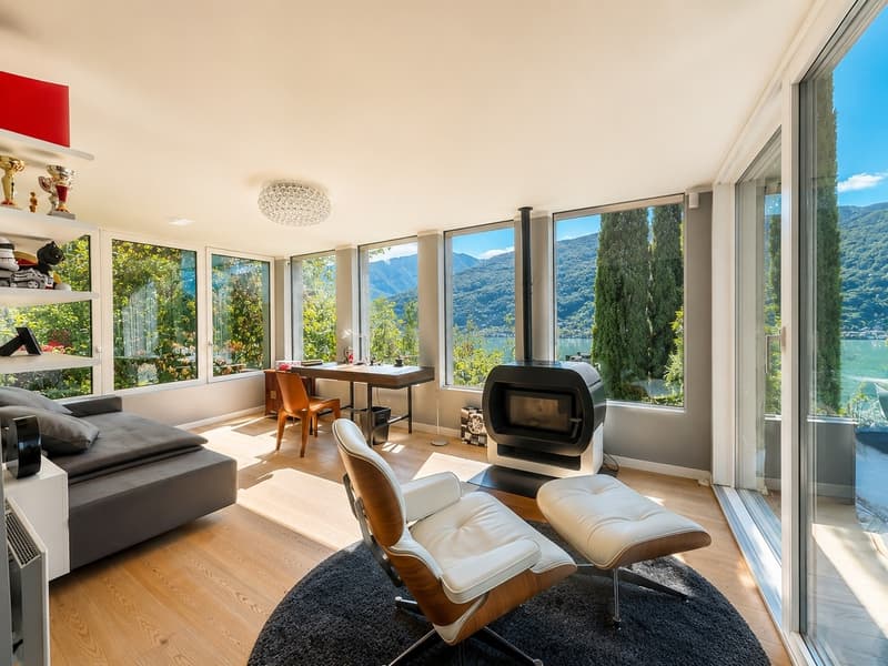 Esclusiva villa di lusso con piscina coperta e vista lago (5)