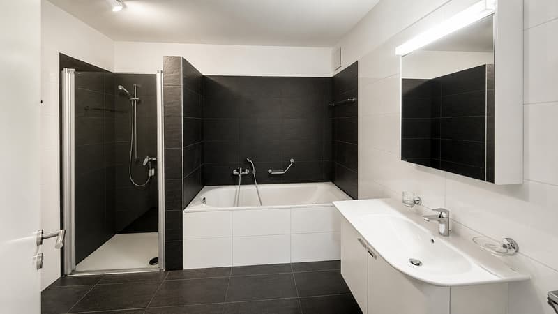 Moderno appartamento vista lago vicino al centro città (11)