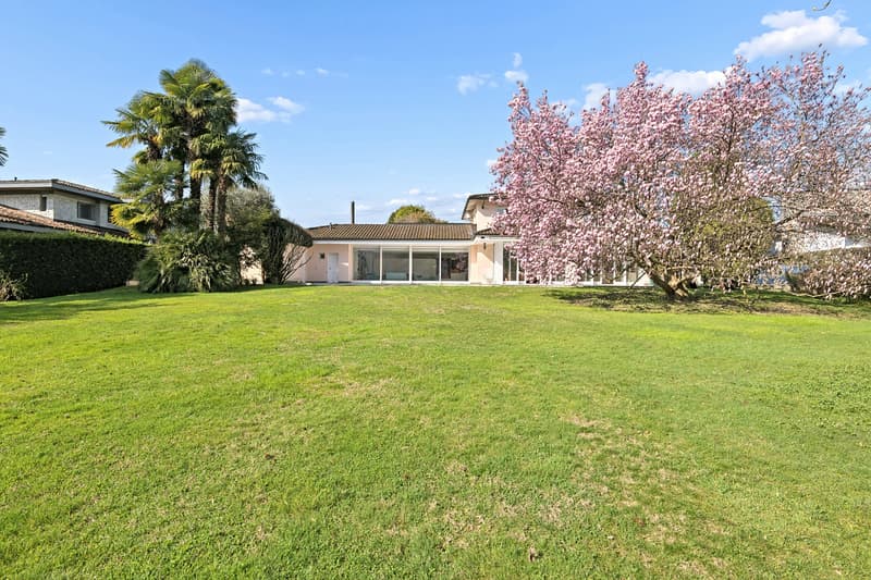 Villa Magnolia, Magliaso | In prima linea sul Lago di Lugano (6)