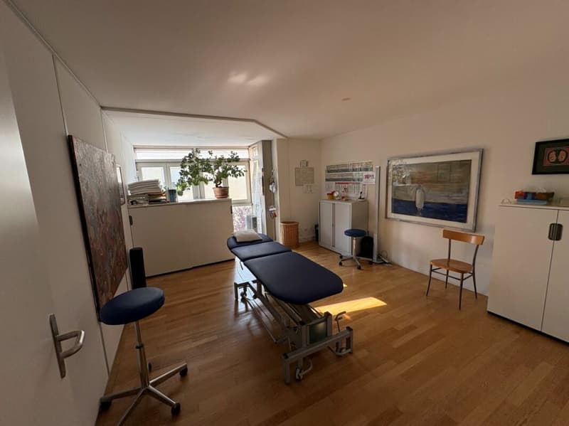 Büro- | Praxisfläche
