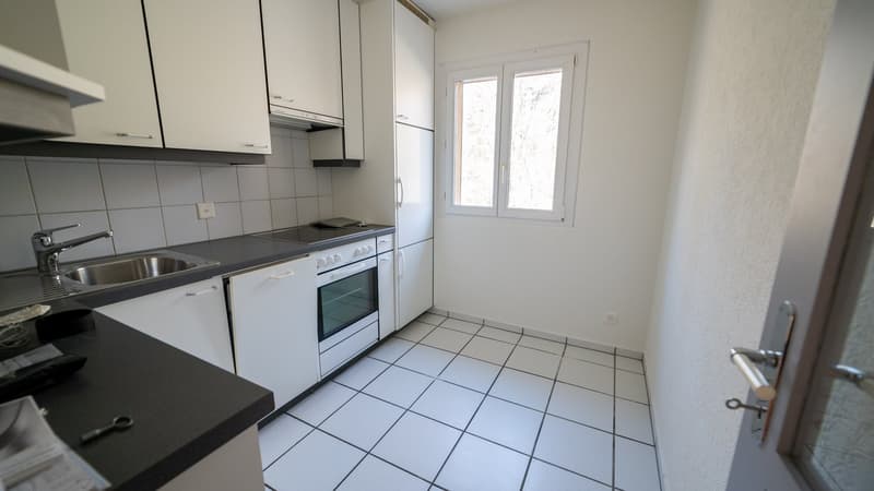 Schöne 3.5 Zimmerwohnung mit Wintergarten in Olten (2)