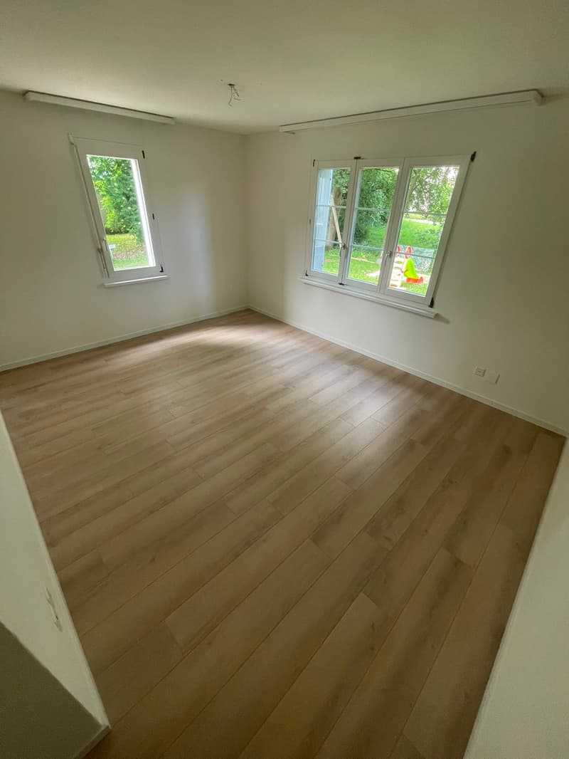 Charmante 4.5 Zimmerwohnung Sitzplatz und Balkon (3)