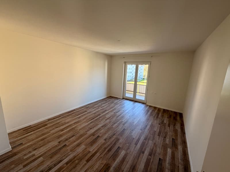 Helle 3-Zimmer-Wohnung mit Balkon in St. Gallen – ruhige Lage (2)