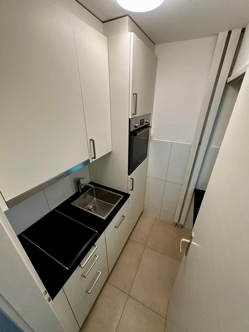 Schöne 1.5-Zimmer-Wohnung im 1.OG, mit grossem Balkon in St. Gallen (2)