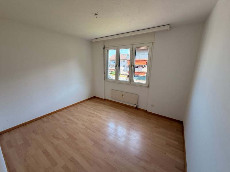 Helle 4.5-Zimmer-Wohnung mit Balkon und schöner Aussicht in Frasnacht (5)