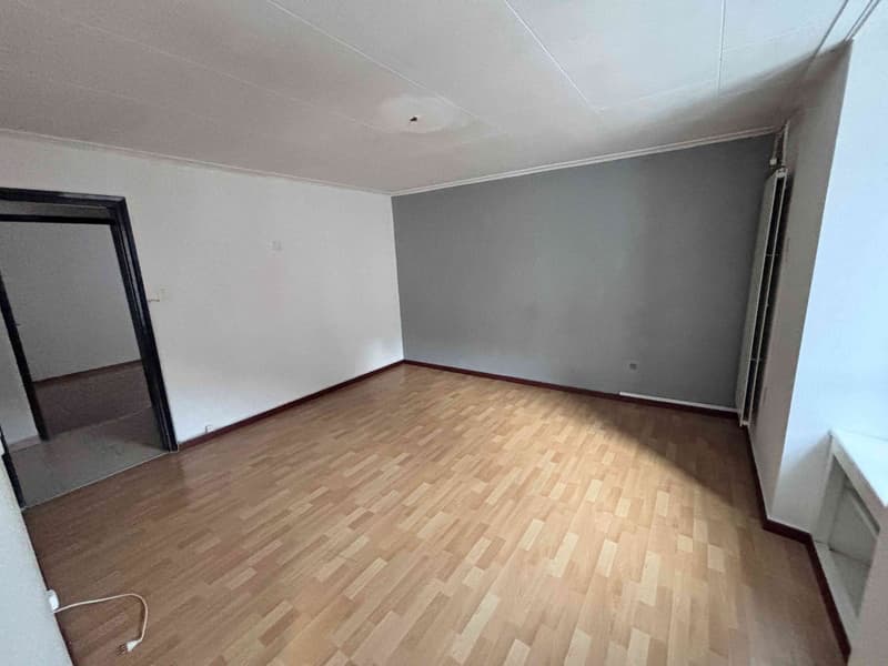 VENDESI CASA UNIFAMILIARE - GNOSCA (BELLINZONA) (3)