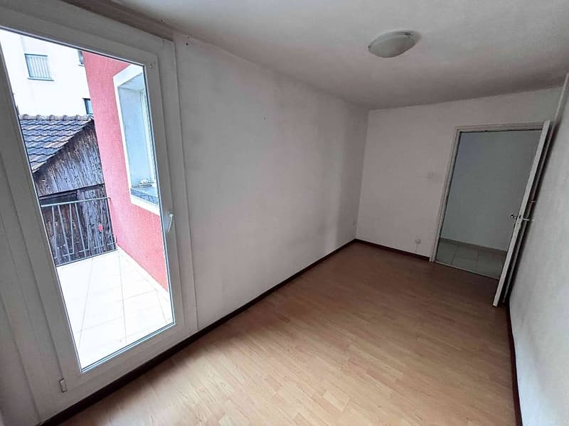 VENDESI CASA UNIFAMILIARE - GNOSCA (BELLINZONA) (5)