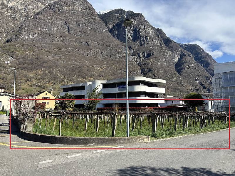 VENDESI TERRENO EDIFICABILE - BIASCA (2)
