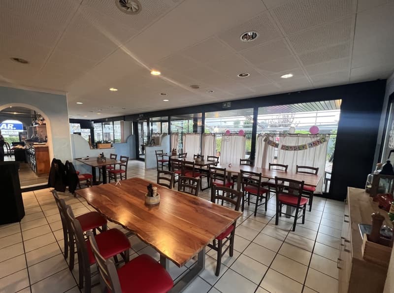 AFFITTASI A CADENAZZO RISTORANTE DI CA. 282 mq (3)