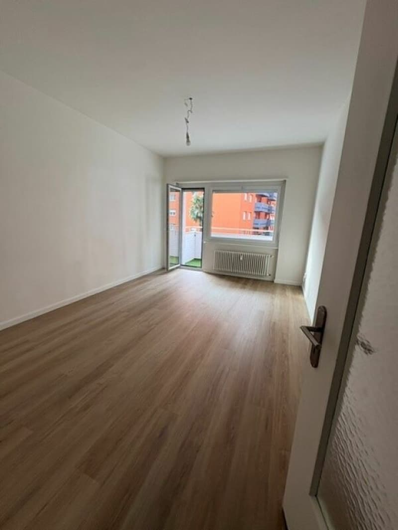 8900 Chiasso, Via G. Guisan 19a, appartamento no. 1941 (3)