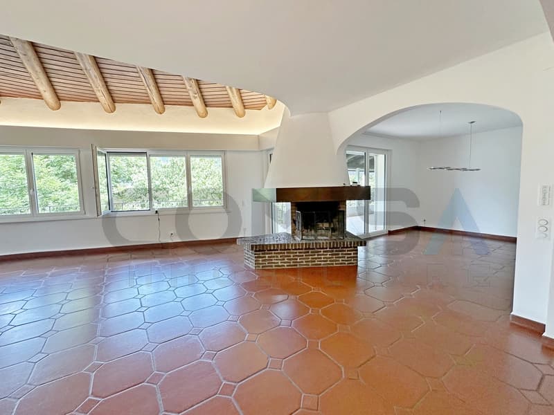 VEZIA Villa 7 locali  con piscina interna (2)