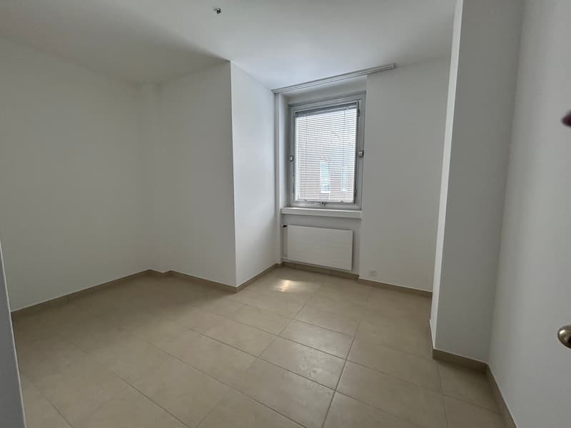 UFFICIO IN VENDITA A LUGANO-CASSARATE (7)