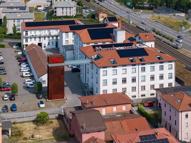 Deposito/Magazzino di 165 mq con parcheggio a Balerna (7)