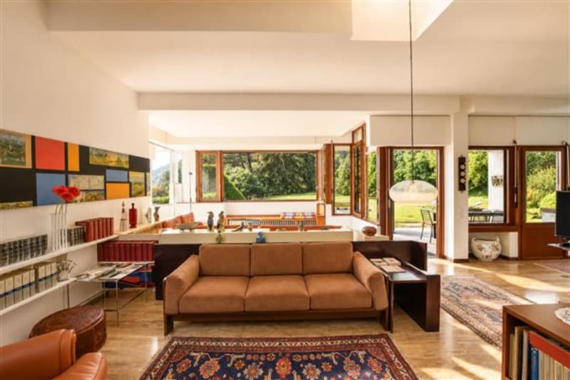 Interno