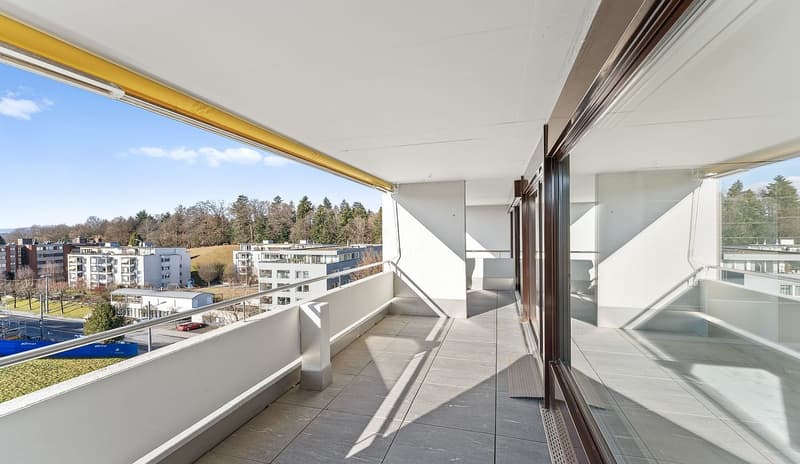 EXKLUSIVE 6.5-ZIMMER-ATTIKA-MAISONETTE IN DER STADT LUZERN – VIEL RAUM FÜR IHRE WOHNIDEEN ***** (9)