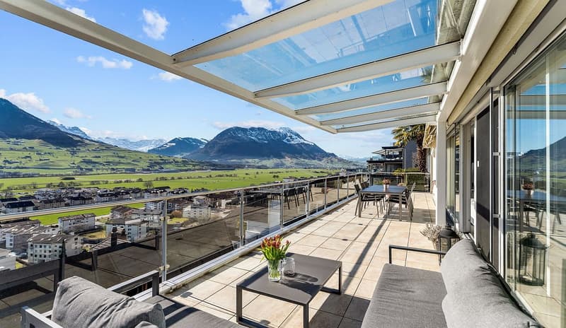 TRAUMHAFTE AUSSICHT SUCHT NEUE GENIESSER – STILVOLL RESIDIEREN ÜBER DEM SEE ***** (5)