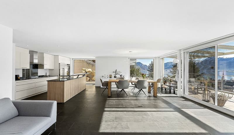 TRAUMHAFTE AUSSICHT SUCHT NEUE GENIESSER – STILVOLL RESIDIEREN ÜBER DEM SEE ***** (8)