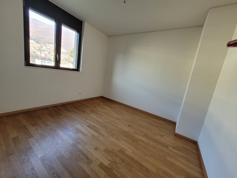 Begli appartamenti soleggiati (8)