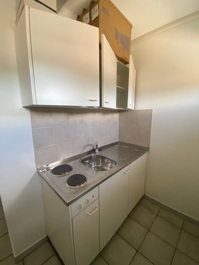 Ufficio di 4 locali in affitto a Balerna-Via Sottobisio 30 (9)