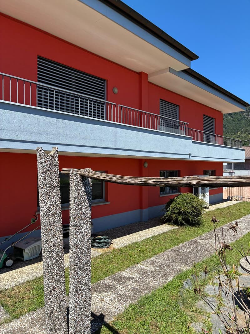 Affascinante casa unifamiliare con garage a Castel San Pietro (2)
