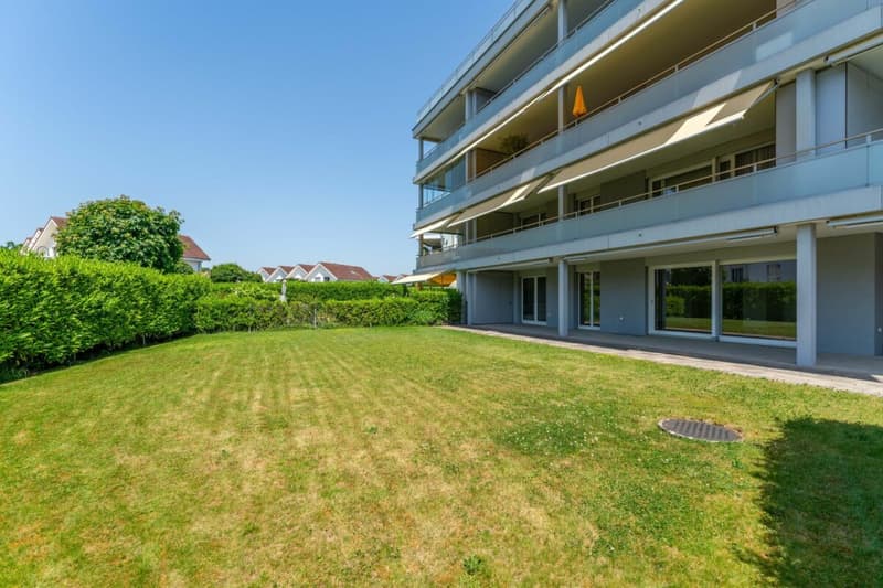 Es Paradies: 6 ½-Zemmer Garte-Wohnig met vöu Omschwong (12)