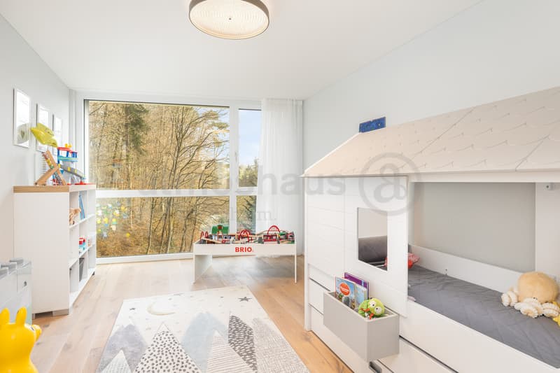 Maison de rêve au lac de Brienz avec appartement 3.5 pièces, ascenseur et panorama ! (8)