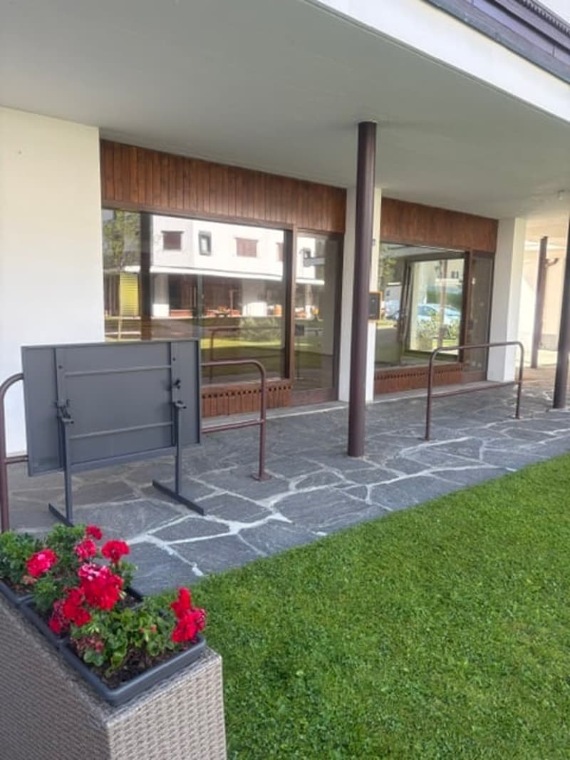 LOCALE COMMERCIALE IN LOCAZIONE a S. Bernardino – 126 m² (6)