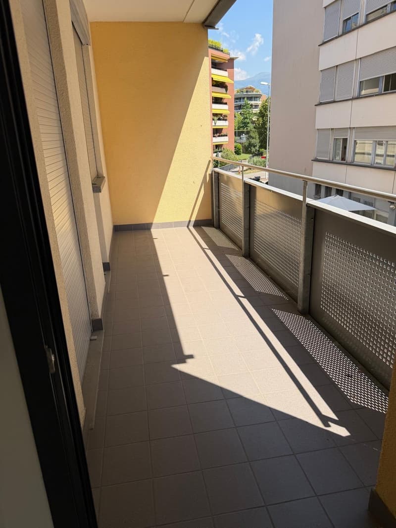 Luminoso appartamento di 4.5 locali con balcone a Lugano – Disponibile subito (11)