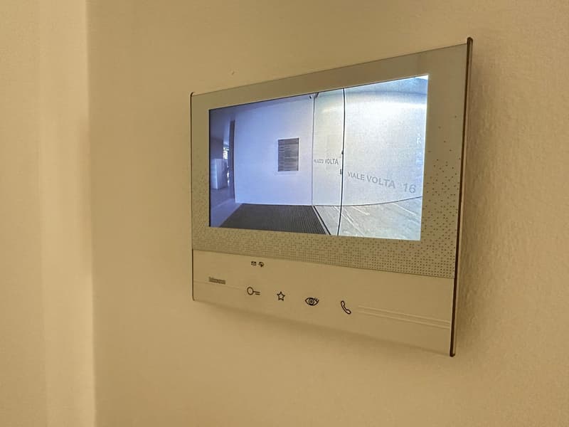 Attico arredato centro Chiasso (4)