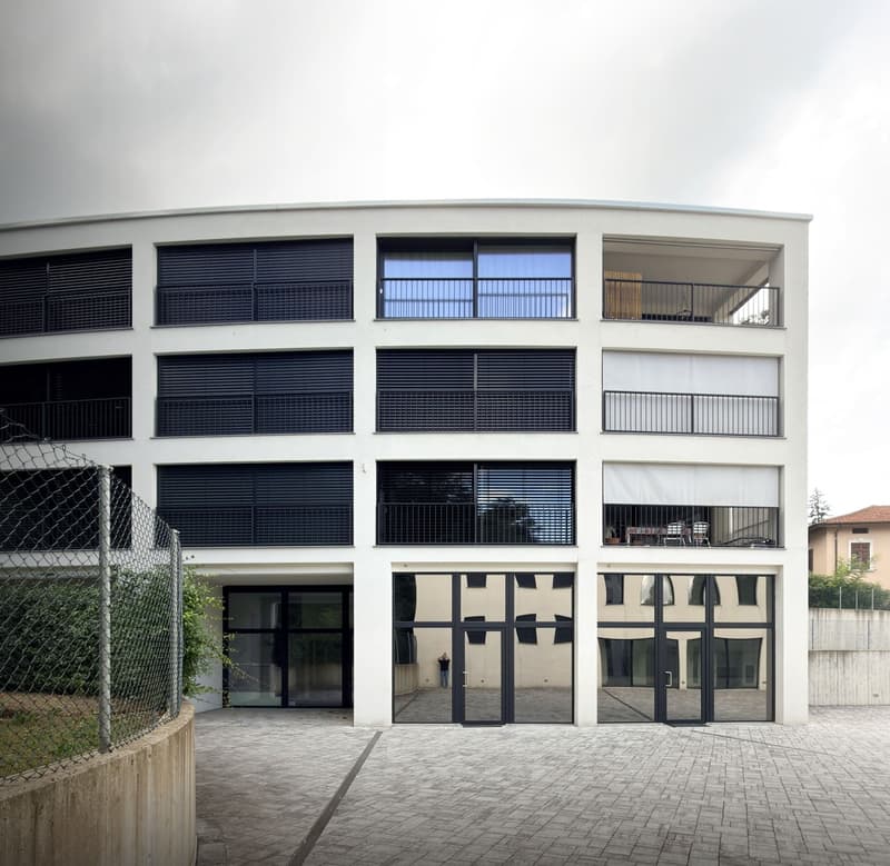 Nuovo 4.5 locali a REDDITO con grande terrazza (1)