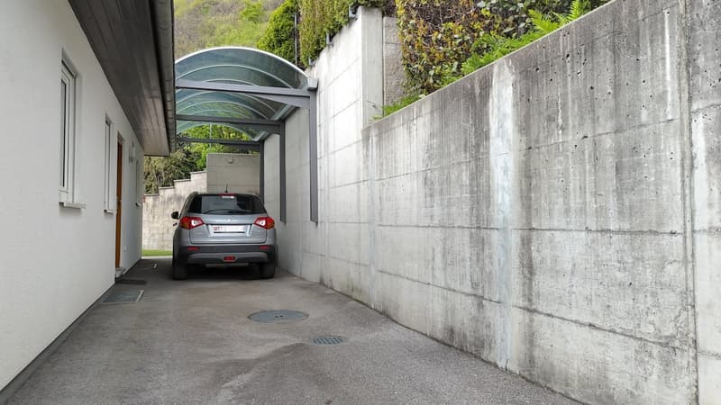 Casa unifamiliare con giardino (4)