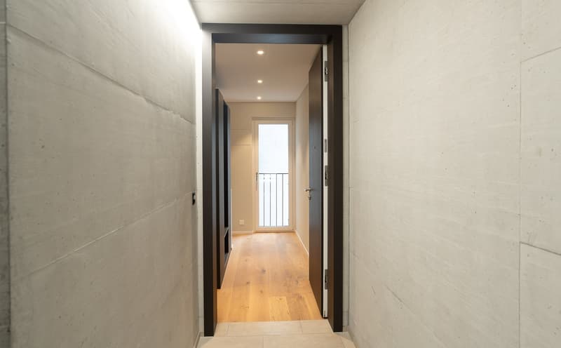 4 ½ Zimmerwohnung an bester Lage in Brunnen SZ (2)