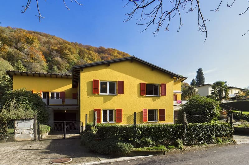 Mehrfamilienhaus mit drei separaten Wohnungen und Garten als Zweitwohnsitz (1)